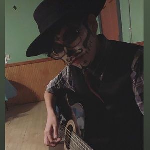 Meet your Posher, Daisy